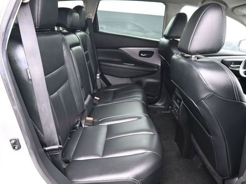 Used 2023 Nissan Murano SV image 32