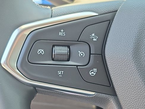 New 2026 Chevrolet Trax LT w/ Midnight Edition FWD image 15