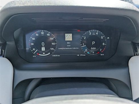 Used 2024 Land Rover Discovery Sport S image 23