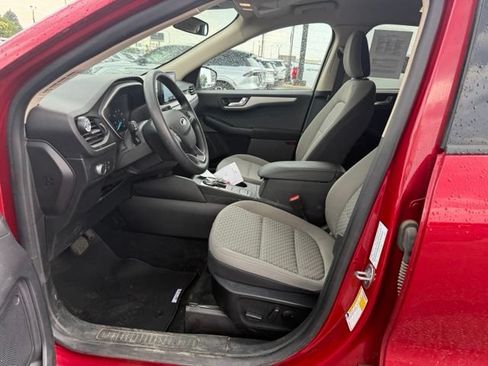 Used 2020 Ford Escape SE AWD/4WD image 2