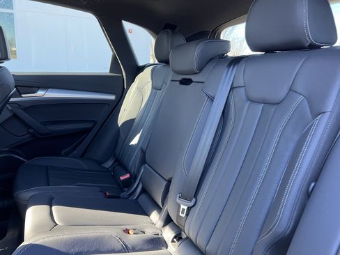 Used 2024 Audi Q5 2.0T Premium Plus w/ Premium Plus Package image 33