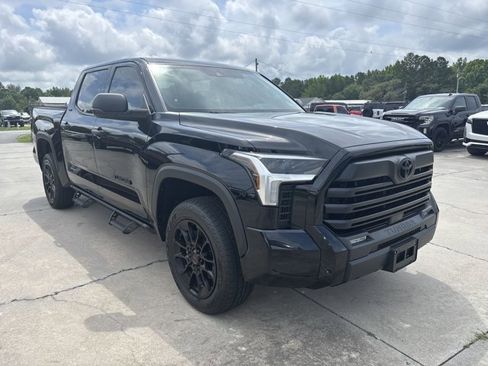 Used 2023 Toyota Tundra SR5 image 3