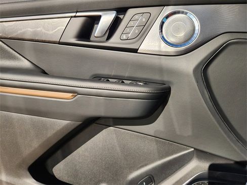 New 2026 Buick Enclave Avenir w/ Super Cruise Package image 16