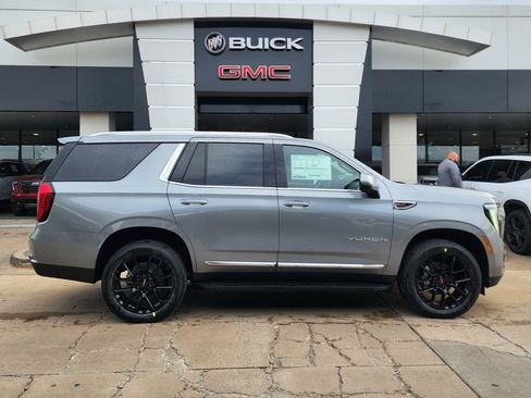 New 2026 GMC Yukon Elevation image 2