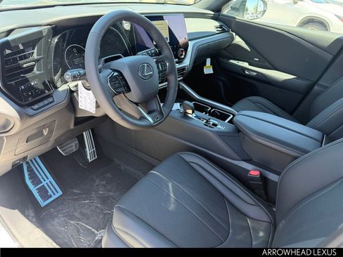 New 2026 Lexus TX 500h AWD image 11