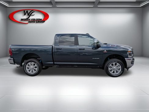 New 2026 RAM 2500 Laramie AWD/4WD image 3