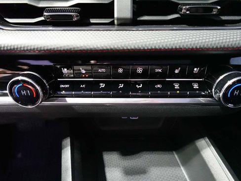 Used 2026 Chevrolet Equinox RS w/ Convenience Package III image 21