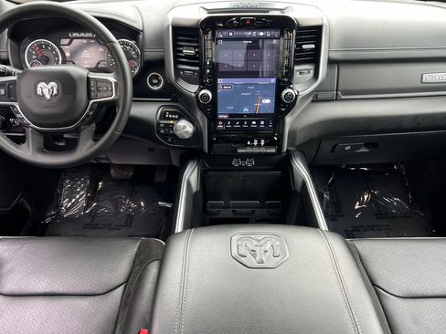 Used 2025 RAM 1500 Laramie image 12