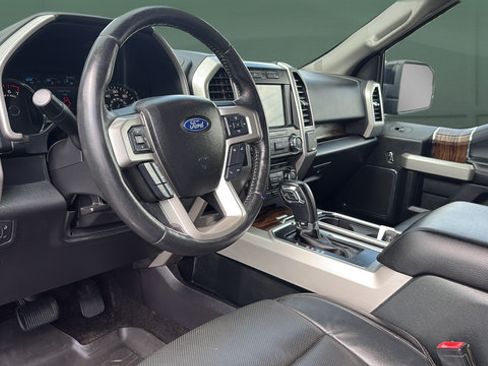 Used 2018 Ford F150 Lariat AWD/4WD image 13