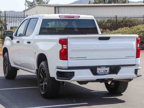 Used 2022 Chevrolet Silverado 1500 Custom RWD image 5