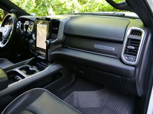 Used 2022 RAM 2500 Laramie AWD/4WD image 67