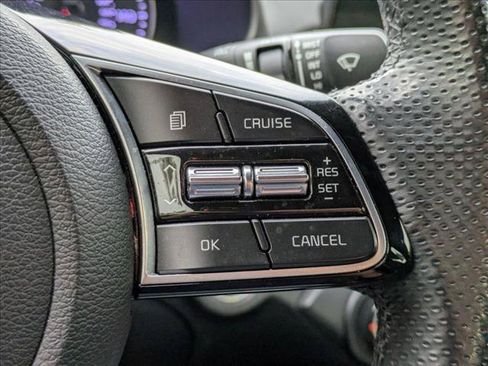 Used 2020 Kia Forte GT-Line w/ GT-Line Premium Package FWD image 6