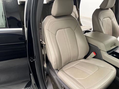 Used 2021 Ford Expedition Limited w/ Cargo Package RWD image 30