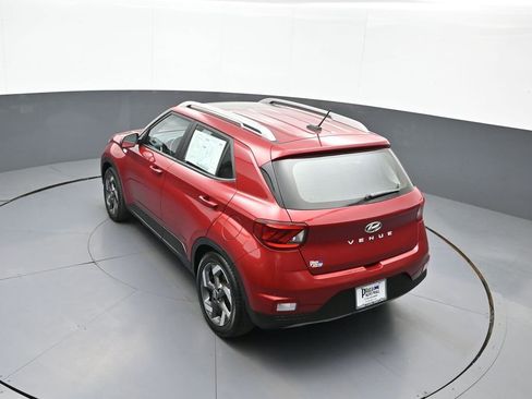 Certified 2023 Hyundai Venue SEL FWD image 40