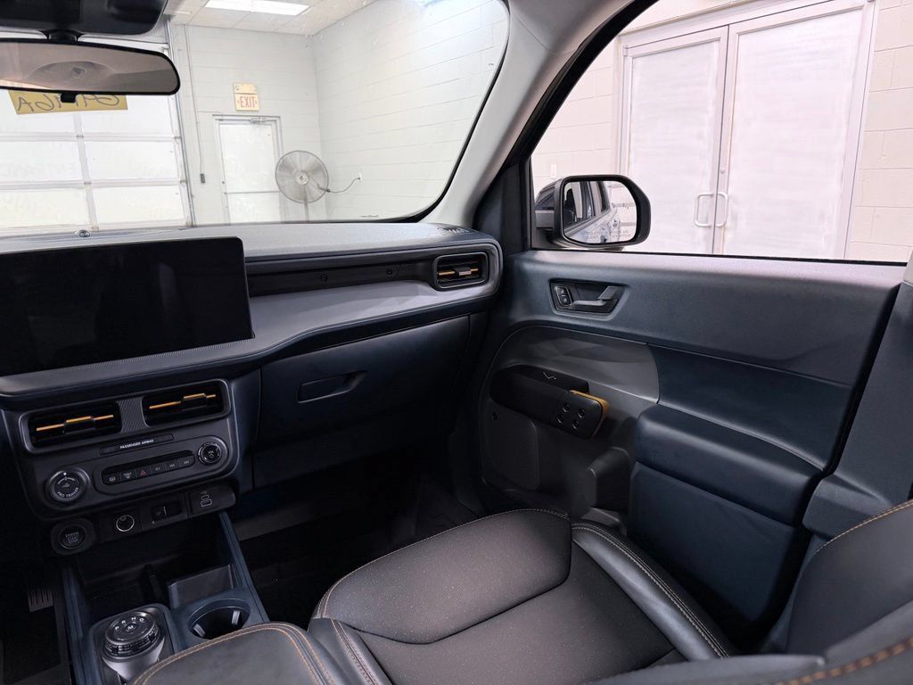 Used 2026 Ford Maverick Tremor AWD/4WD image 27