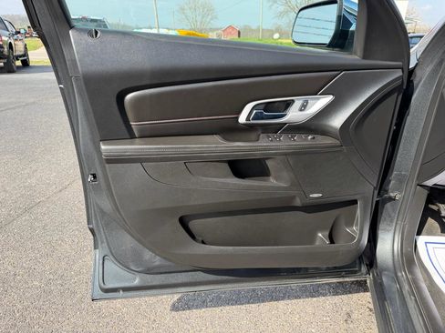 Used 2017 GMC Terrain SLT w/ Driver Alert Package I image 8