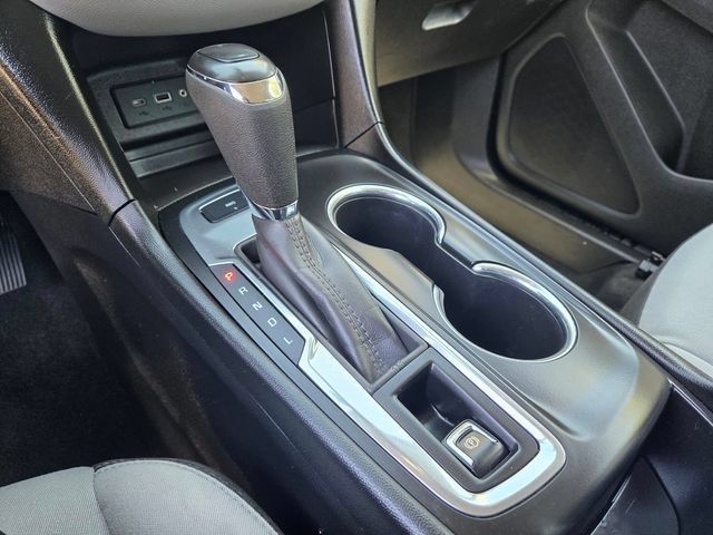 Used 2019 Chevrolet Equinox LS w/ LPO, Floor Liner Package AWD/4WD image 22