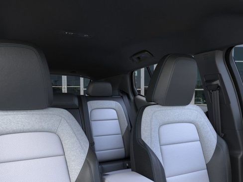 New 2026 Chevrolet Equinox EV LT image 25