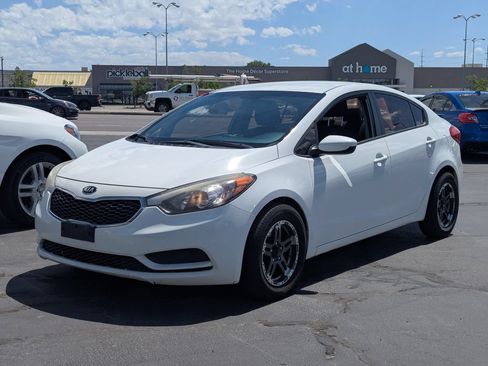 Used 2016 Kia Forte LX FWD image 9