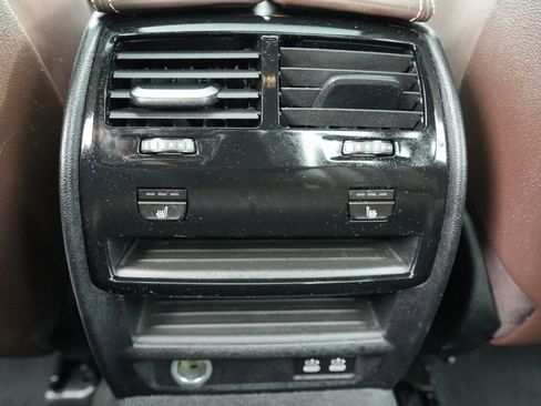 Used 2021 BMW 530e xDrive w/ Executive Package image 19