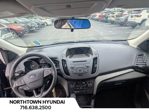 Used 2018 Ford Escape SE FWD image 6
