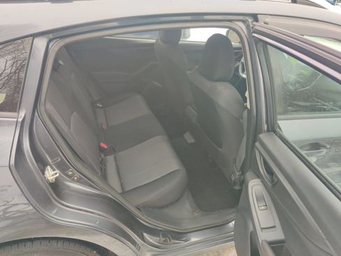 Used 2017 Subaru Impreza 2.0i Premium image 15