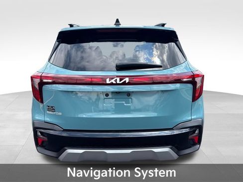 Used 2024 Kia Seltos EX FWD image 6