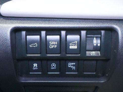 Used 2023 Subaru Forester Limited w/ Popular Package #3 image 45