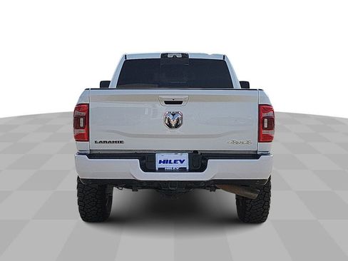 Used 2024 RAM 2500 Laramie w/ Sport Appearance Package image 7