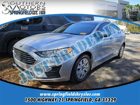 Used 2019 Ford Fusion S image 1