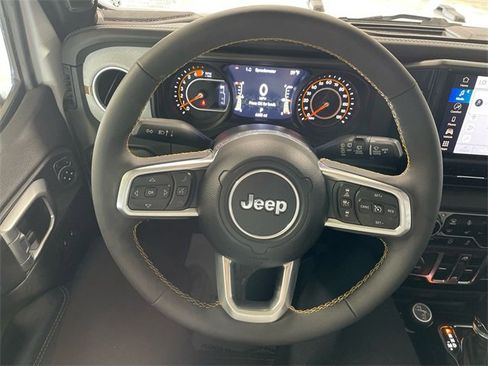 Certified 2024 Jeep Wrangler Sahara image 14