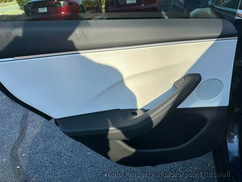 Used 2024 Tesla Model 3 Performance image 21