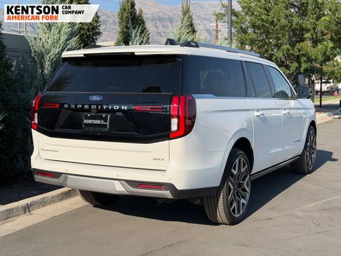 Used 2025 Ford Expedition Max Platinum w/ Platinum Ultimate Package AWD/4WD image 8