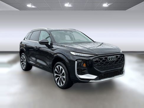 New 2026 Audi Q3 quattro 2.0T AWD/4WD image 7