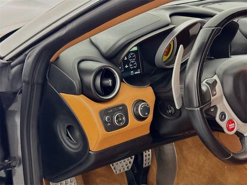 Used 2015 Ferrari FF image 10