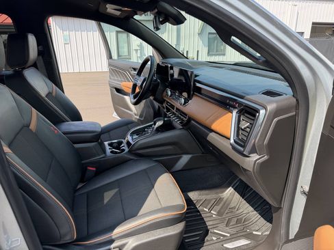 Used 2026 GMC Canyon AT4 w/ Nightfall Essentials Package AWD/4WD image 14