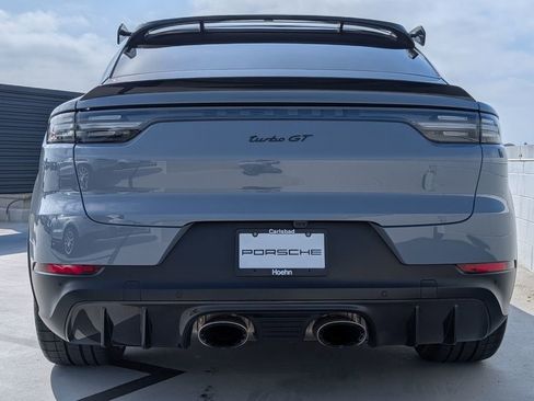 Used 2022 Porsche Cayenne Turbo GT AWD/4WD image 11