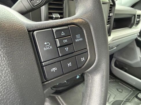 Used 2025 Ford F250 XL w/ XL Chrome Package image 22