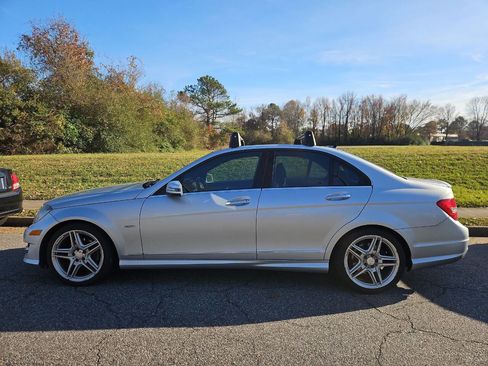 Used 2012 Mercedes-Benz C 250 C 250 Sport 4dr Sedan image 2