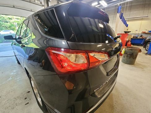 Used 2018 Chevrolet Equinox LT AWD/4WD image 30