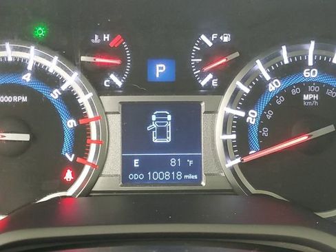 Used 2018 Toyota 4Runner TRD Off-Road Premium image 26