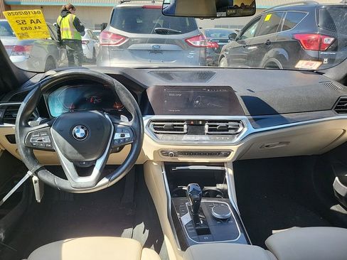 Used 2019 BMW 330i xDrive Sedan w/ Convenience Package AWD/4WD image 7