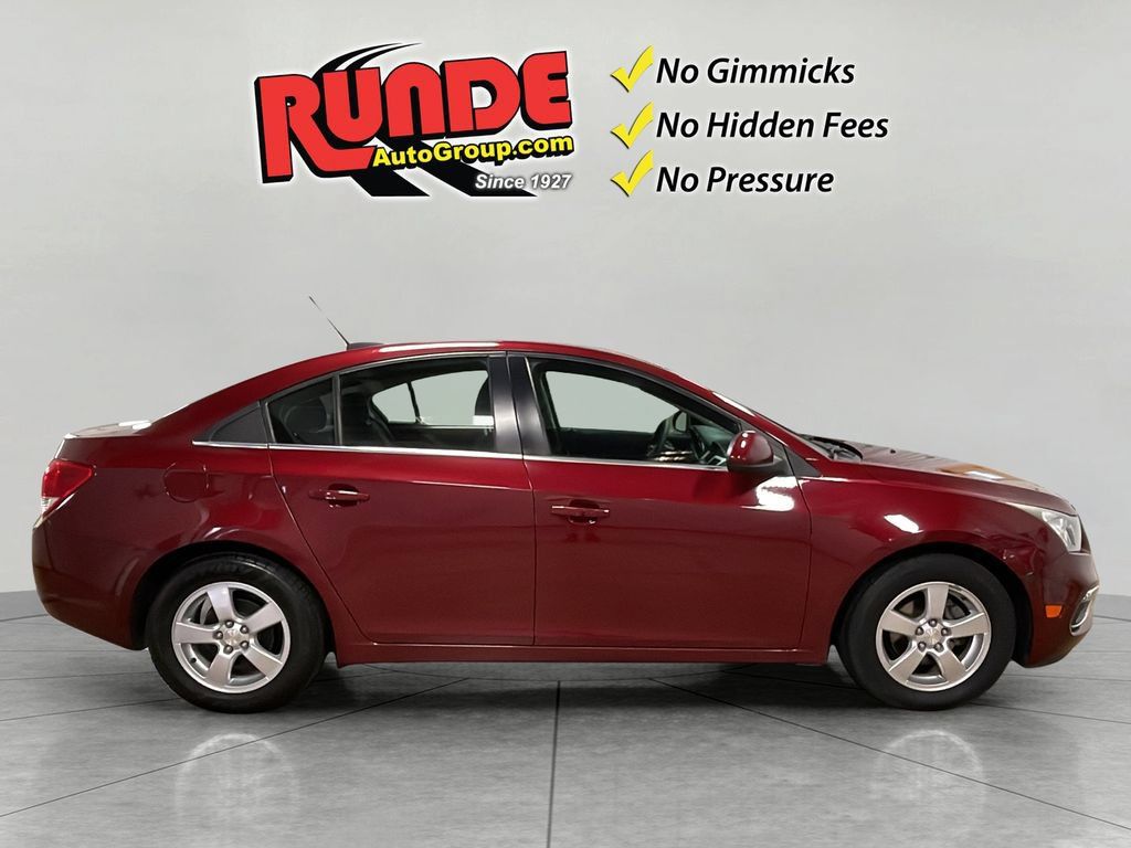 Used 2016 Chevrolet Cruze LT FWD image 7