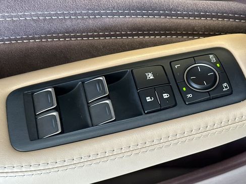 Used 2019 Lexus LS 500 w/ Interior Upgrade Package image 13
