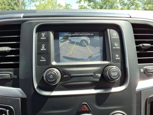 Used 2022 RAM 1500 Classic SLT w/ Protection Group AWD/4WD image 13