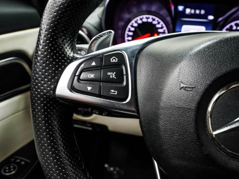 Used 2018 Mercedes-Benz AMG GT Roadster image 33
