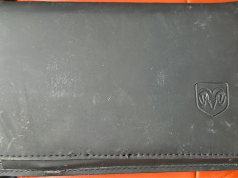 Used 2010 Dodge Charger SXT image 13