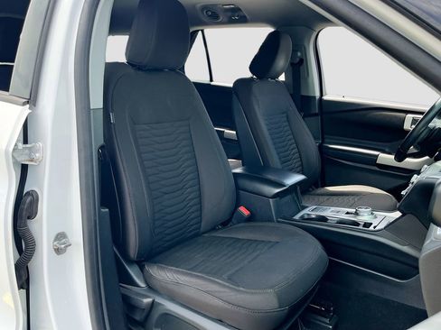 Used 2020 Ford Explorer XLT RWD image 26