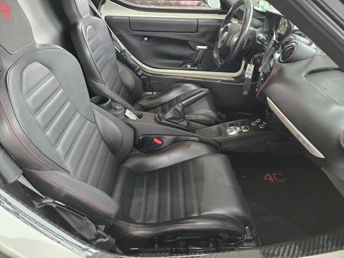 Used 2015 Alfa Romeo 4C Coupe w/ Leather Interior Group RWD image 15