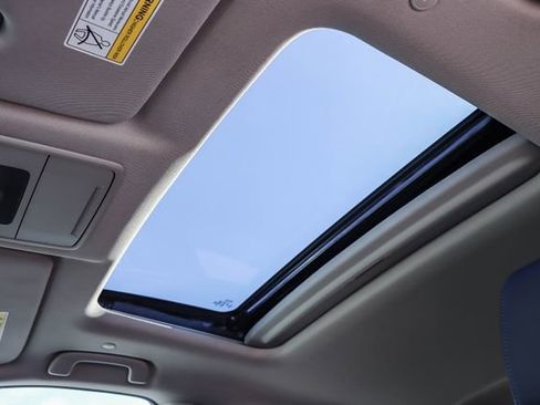 Used 2023 Honda CR-V EX-L image 28